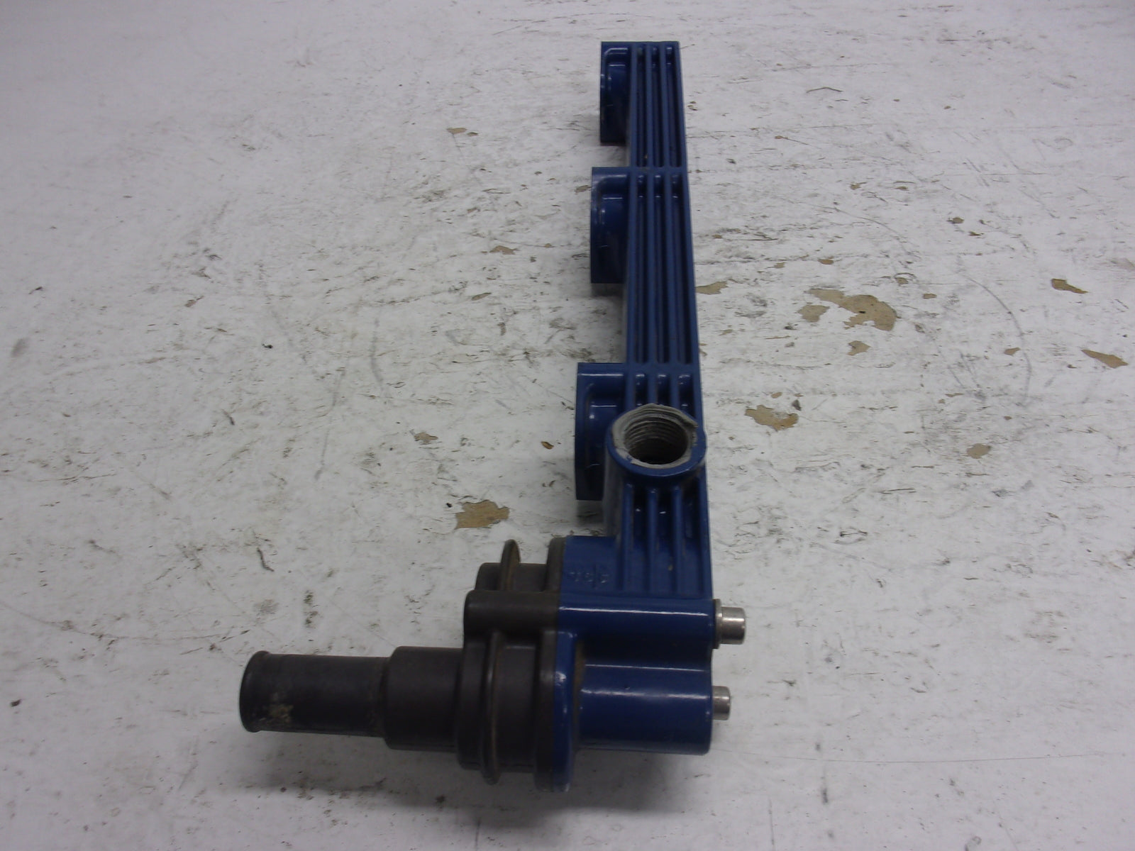 Polaris PWC Watercraft 1995-1997 SLT SLX SL OEM Water Outlet Manifold # 3240258