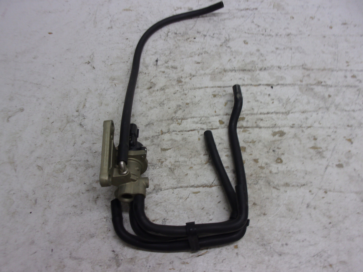 Yamaha Waverunner 2004-2008 FX HO OEM Intake Valve Assembly # 6B6-13660-00-00