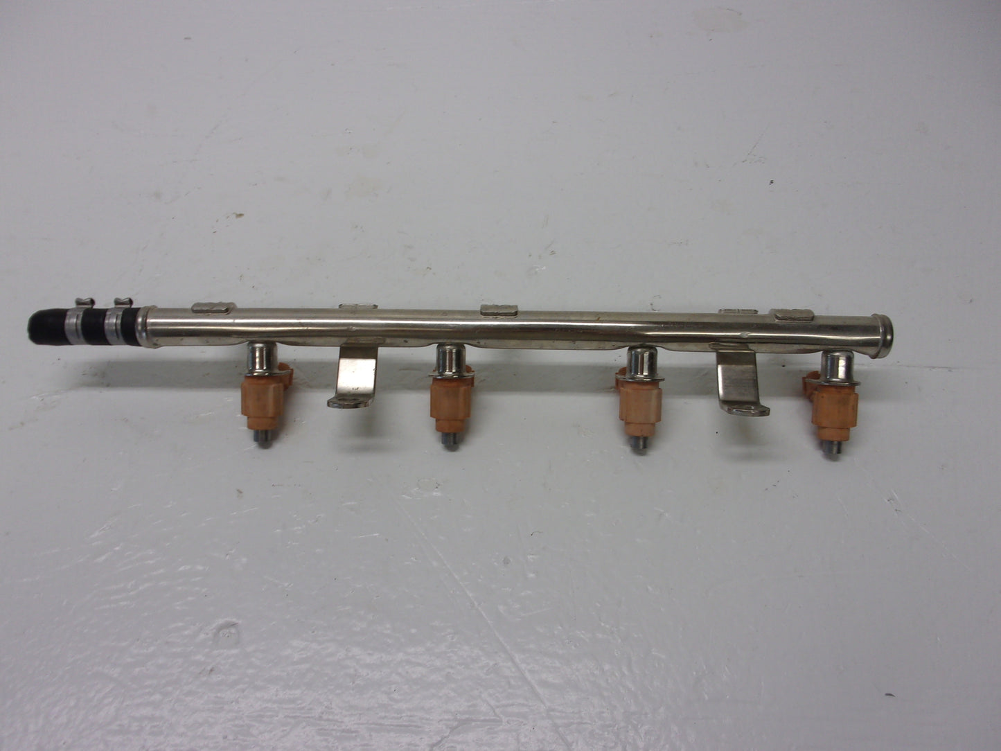 Yamaha Waverunner 2005-2011 VX VX1100 OEM Fuel Rail + Injectors 60E-13761-10-00