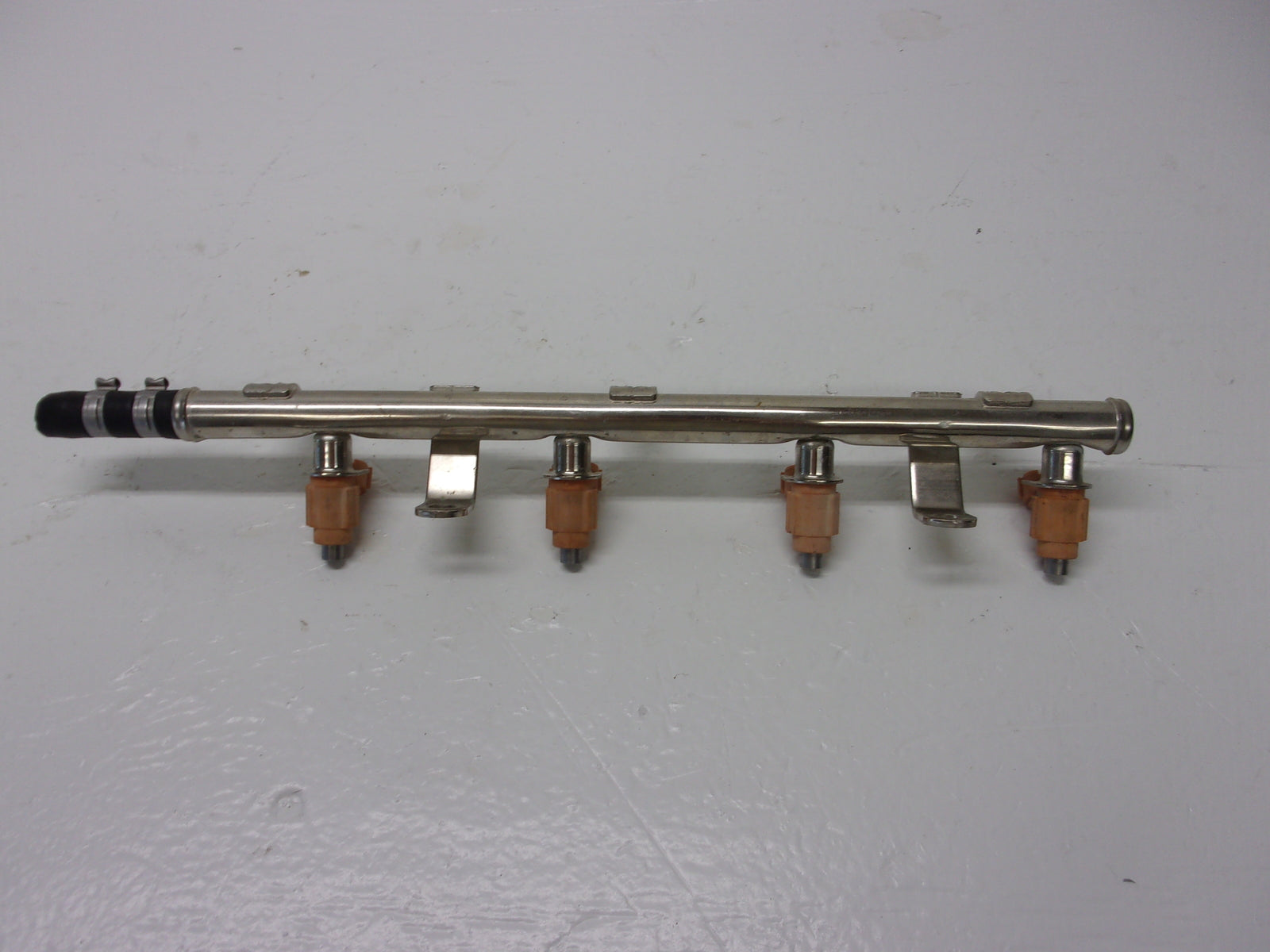 Yamaha Waverunner 2005-2011 VX VX1100 OEM Fuel Rail + Injectors 60E-13761-10-00