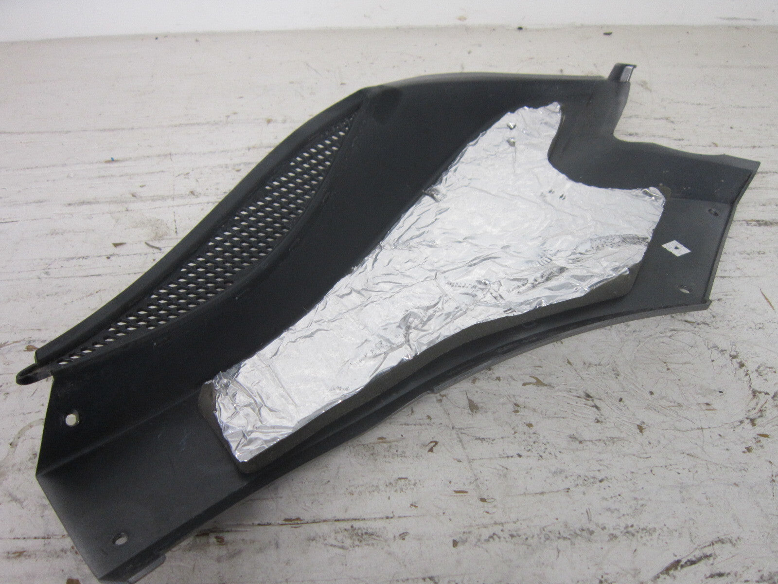 Can-Am Roadster 2012-2013 Spyder RS ST OEM Silver Right Side Panel # 705006255