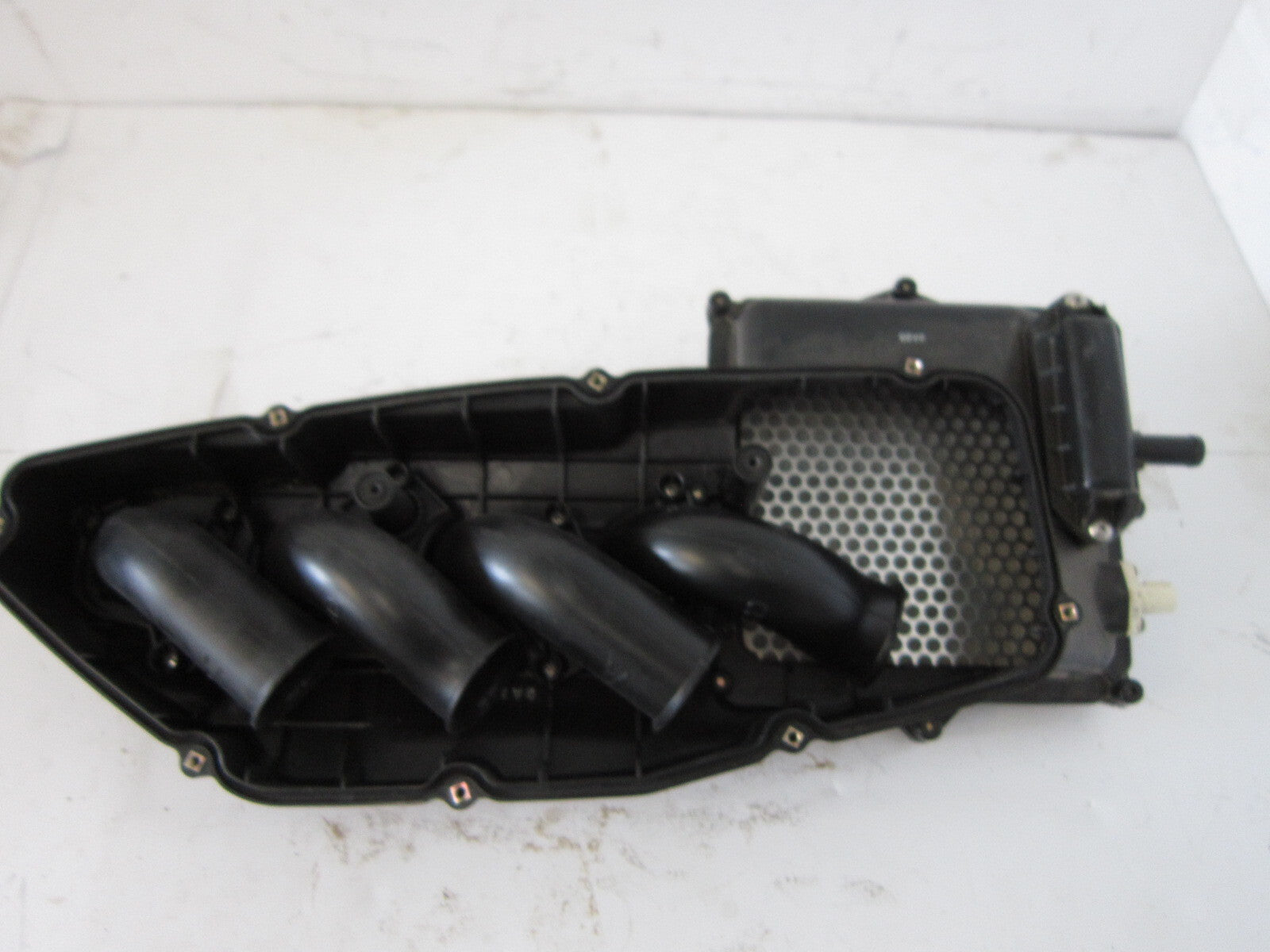 Honda Aquatraxx 2002-2003 F-12  OEM Air Cleaner Box Assembly Part# 17231-HW2-670