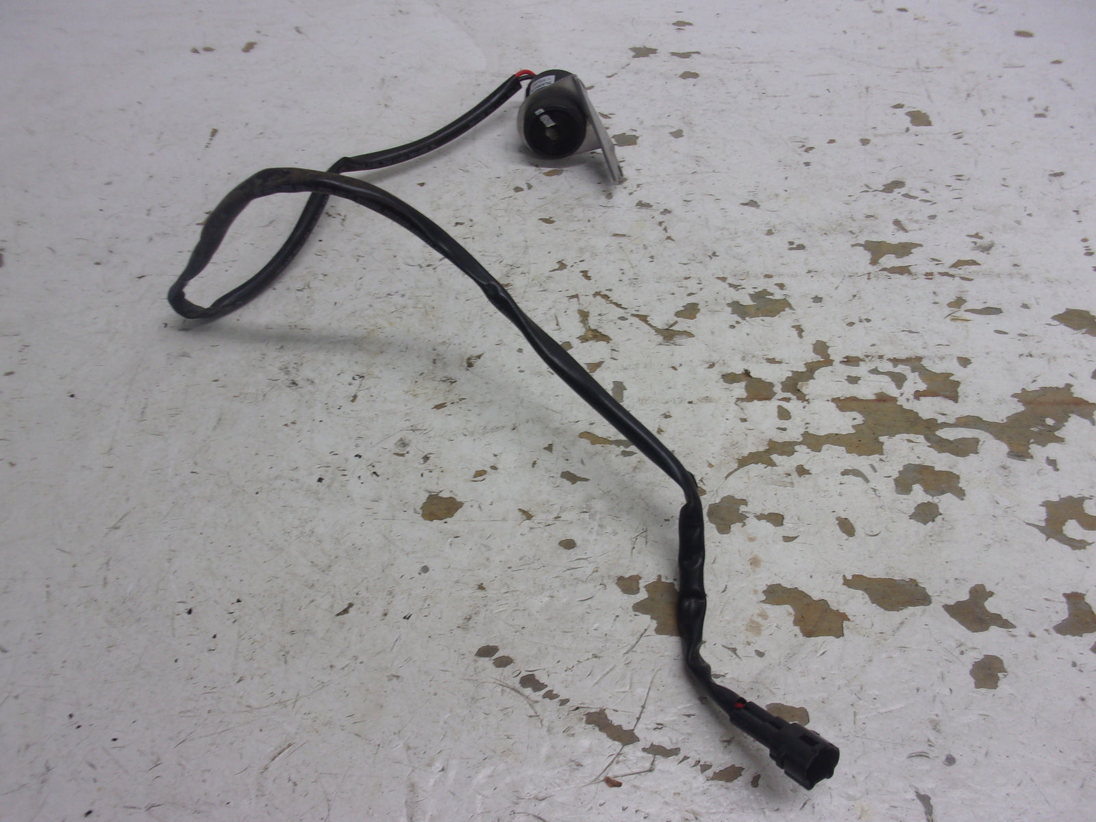 Yamaha Waverunner 2005-2022 FX GP EX V1 VX OEM Buzzer + Bracket F1S-68341-00-00