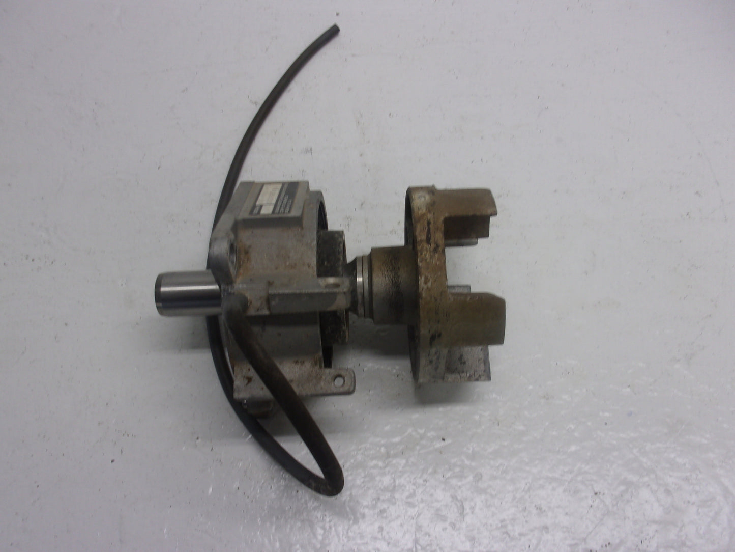 Yamaha Waverunner 2005 FX HO OEM Bearing Housing + Coupler Part# 61X-45332-03-94