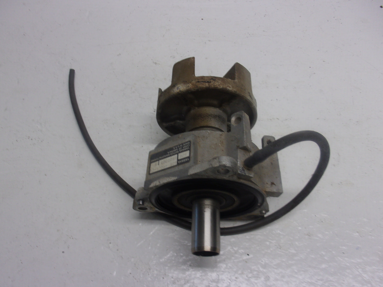 Yamaha Waverunner 2005 FX HO OEM Bearing Housing + Coupler Part# 61X-45332-03-94