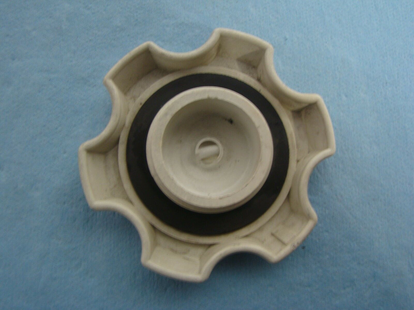 Yamaha Waverunner1989-2009 GP XLT FX VX110 OEM White Fuel Cap  GP7-U7831-11-00