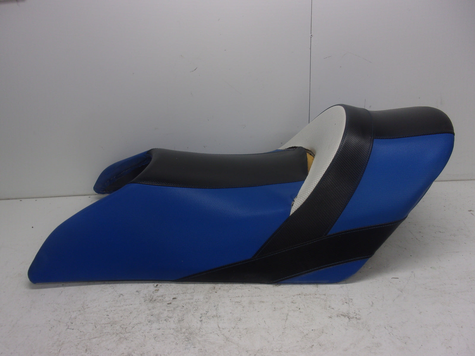 Yamaha WaveRunner 2020 GP1800R SVHO OEM Double Seat Assembly # F2W-U371A-90-00