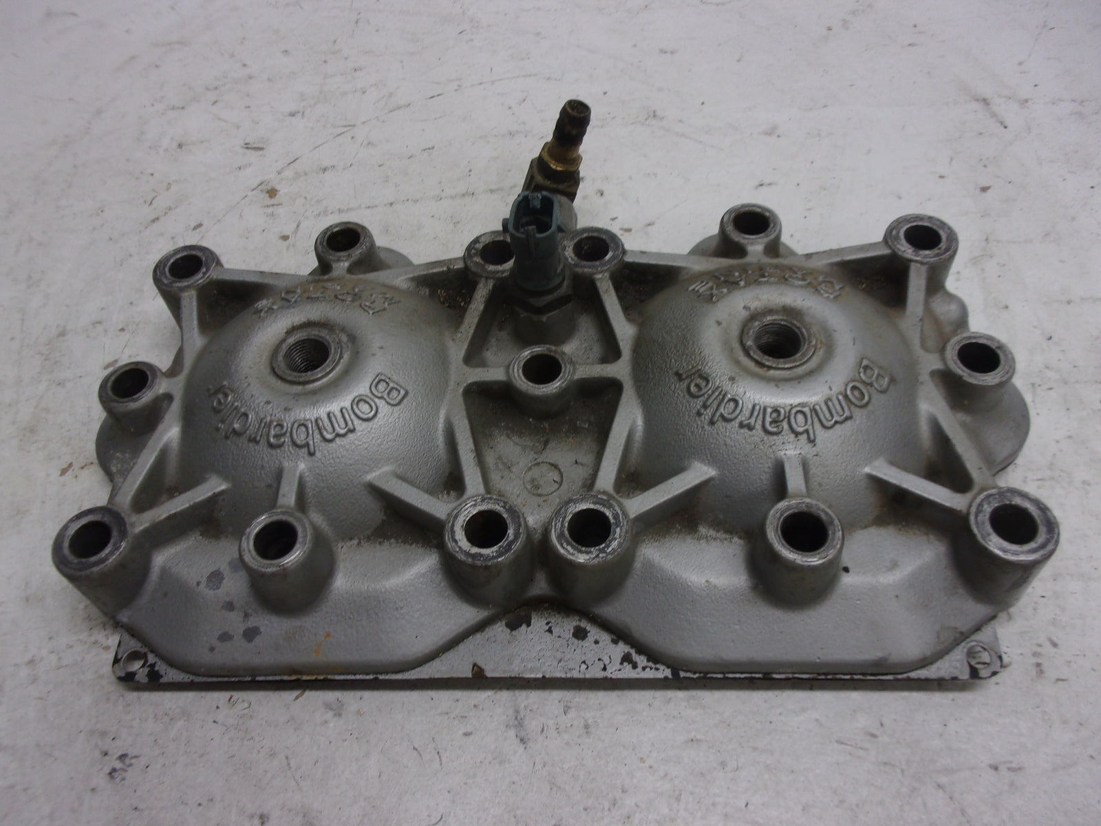 Sea Doo Bombardier 2000-2002 XP GTX RX LRV OEM Silver Cylinder Head # 290923921
