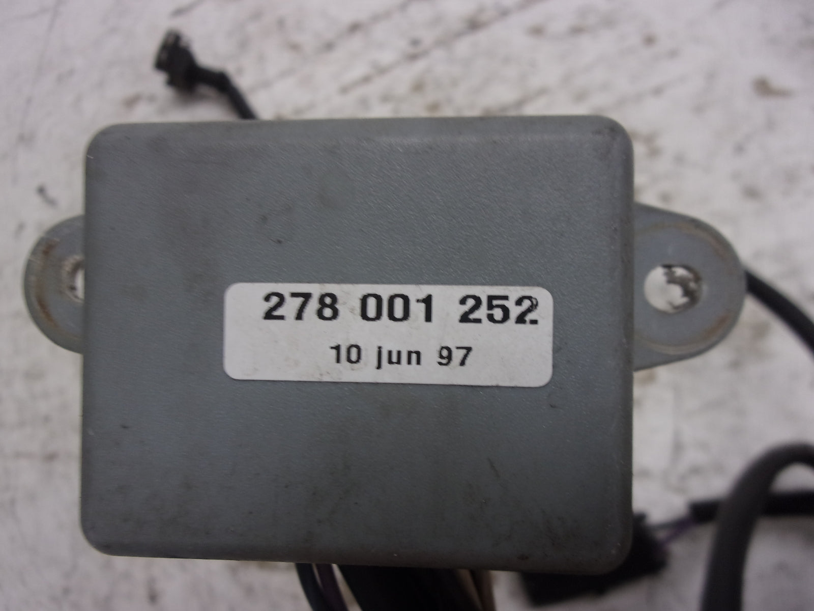 Sea Doo Bombardier 1998 GSX Limited OEM Amplificator Housing / Harness 278001252