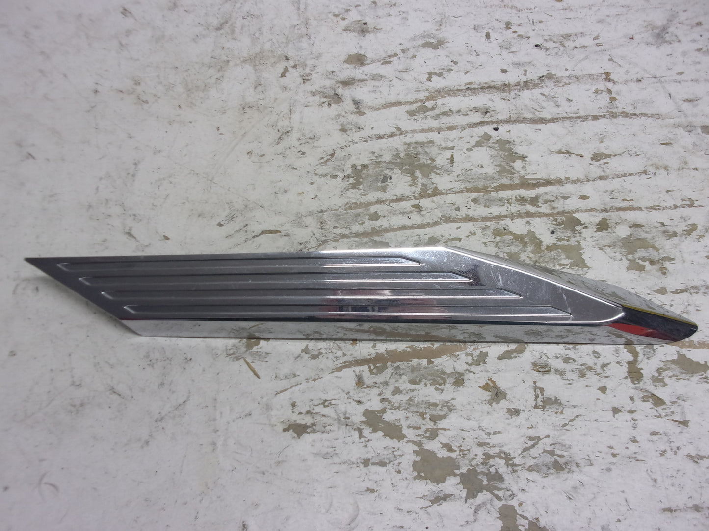 Yamaha Waverunner 2006-2008 FX RH Ornament F1X-U517X-01-00