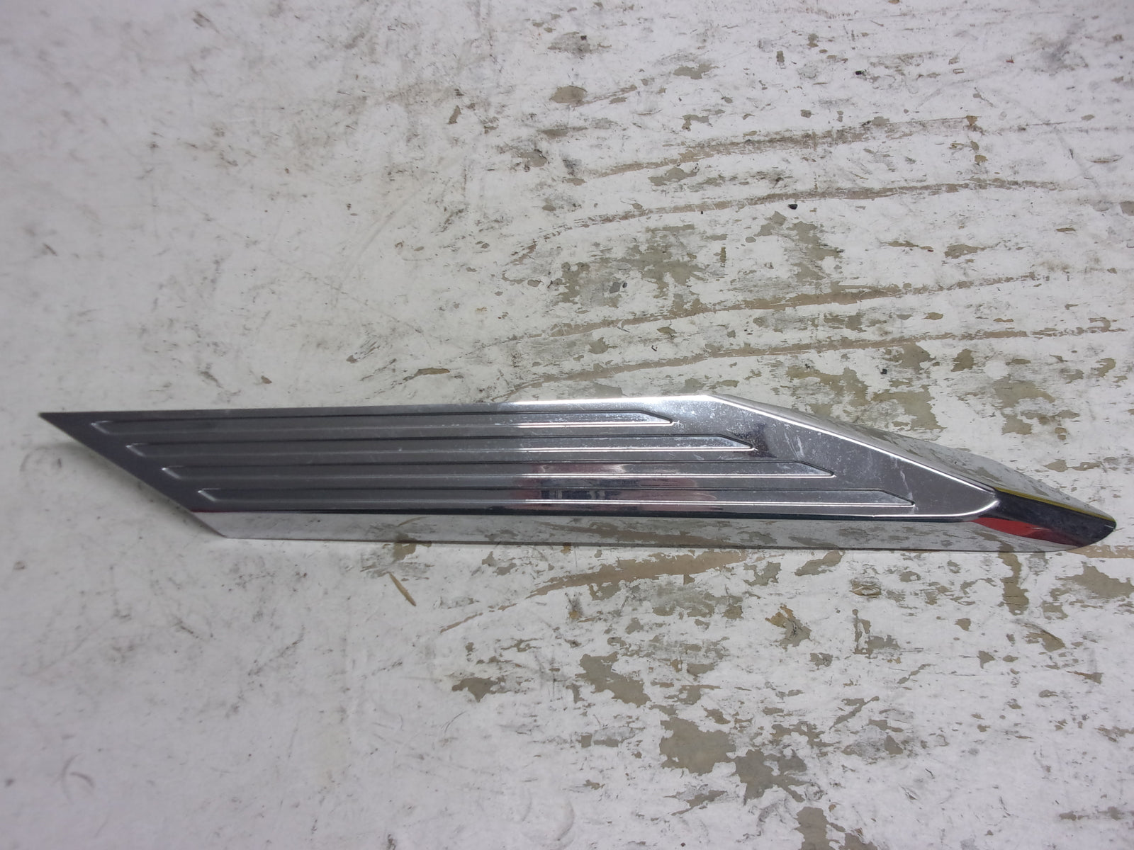 Yamaha Waverunner 2006-2008 FX RH Ornament F1X-U517X-01-00