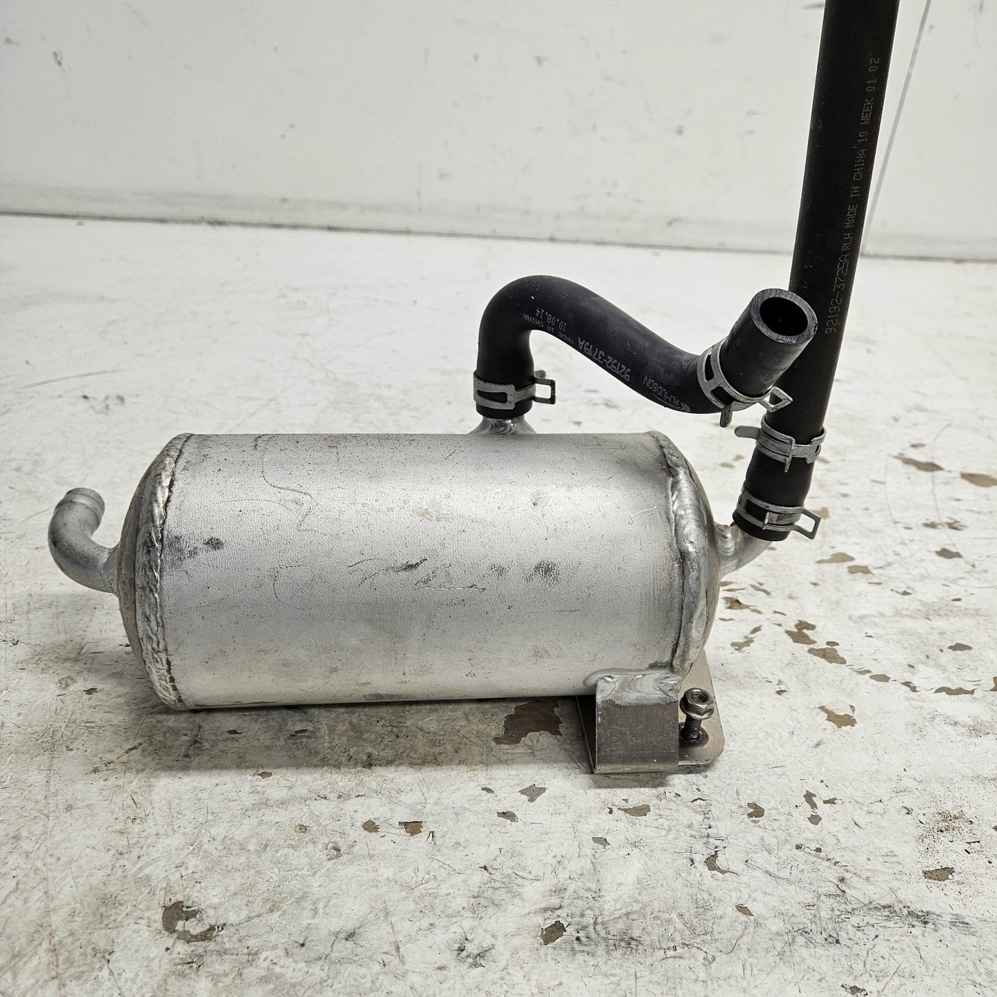 Kawasaki Jet Ski 2004-2017 STX-12F/15F Ultra OEM Oil Tank Assembly # 52001-3738