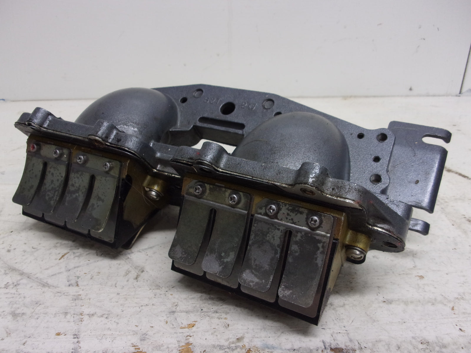 Yamaha 1994-2017 SJ Wave Raider/Venture/Blaster Manifold + Reeds 62T-13555-00-94
