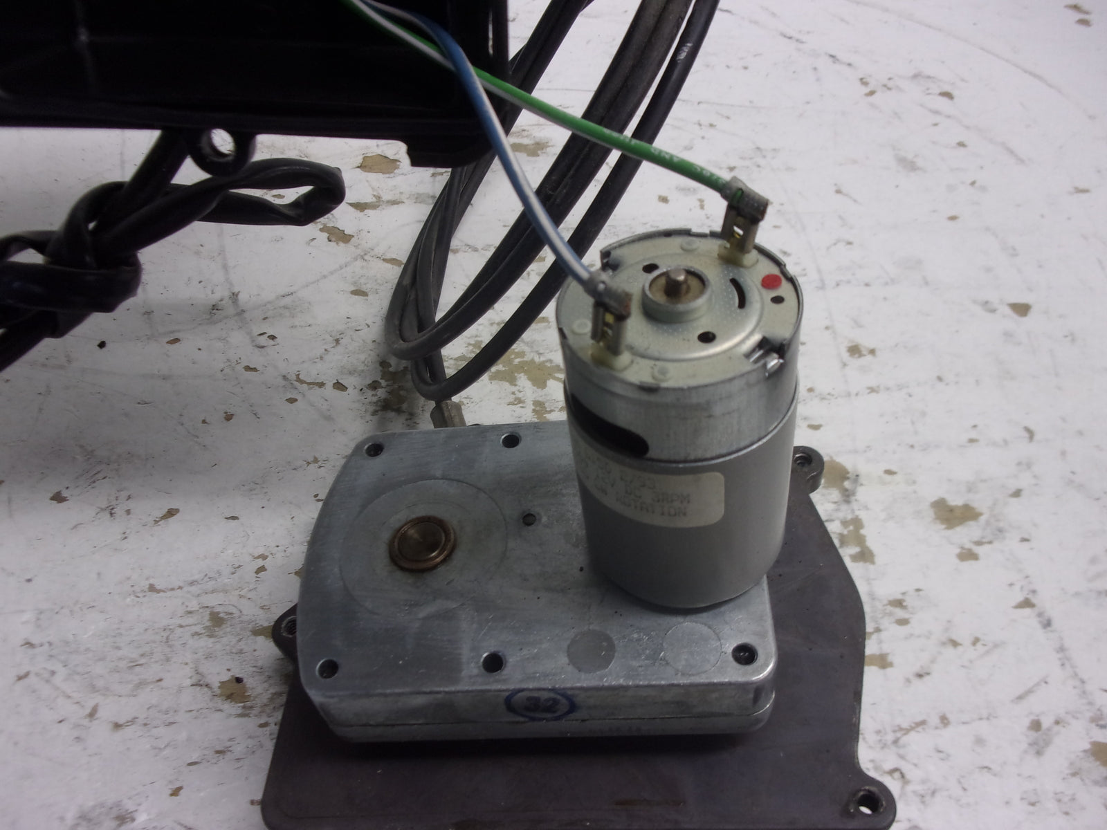 Polaris PWC Watercraft 1993-1997 SL 700/750 OEM Trim Motor Part# 5630448