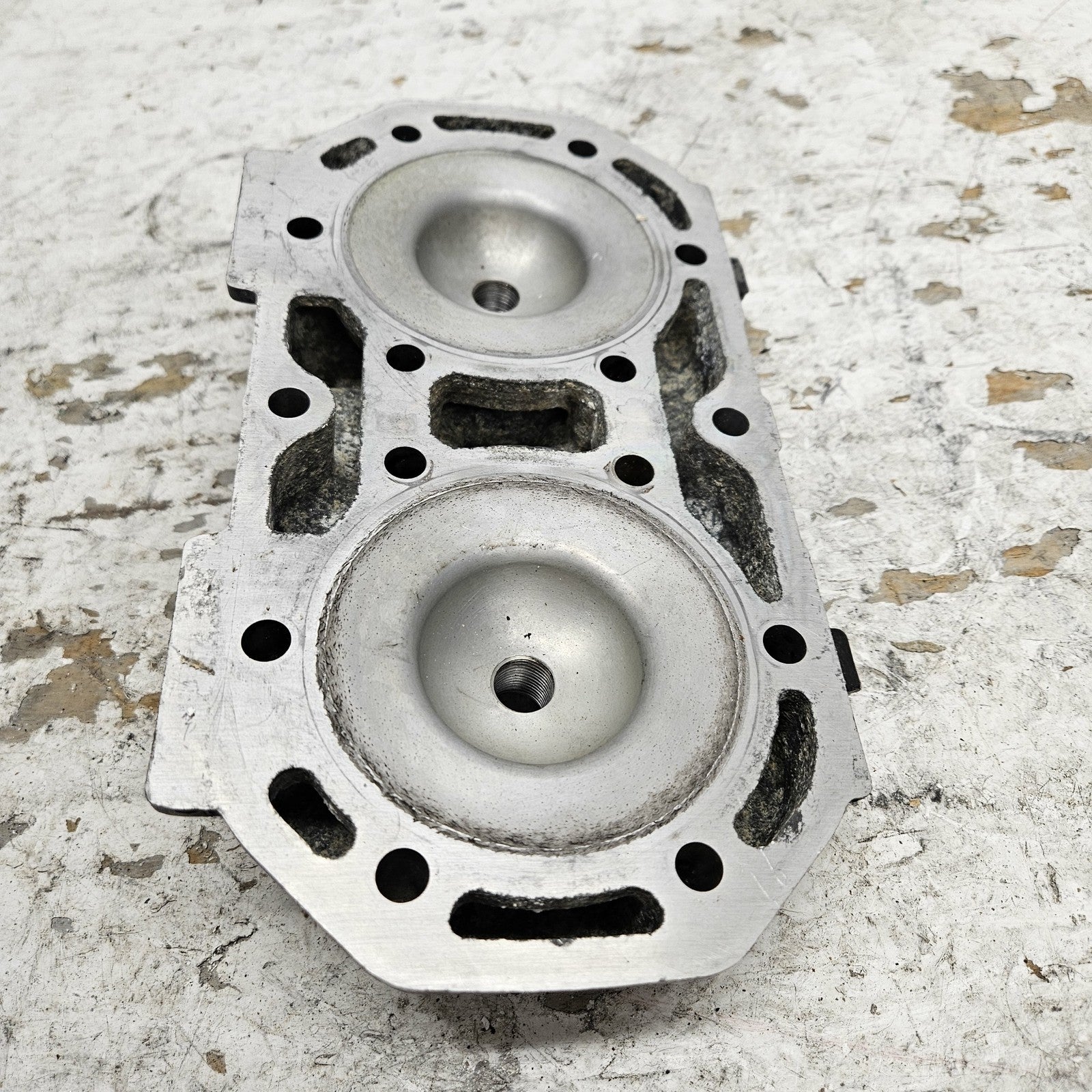 Kawasaki Jet Ski 1991-1995 650 Jet Mate X2 TS SC Silver Cylinder Head 11001-3716