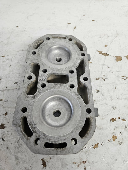 Kawasaki Jet Ski 1991-1995 650 Jet Mate X2 TS SC Silver Cylinder Head 11001-3716