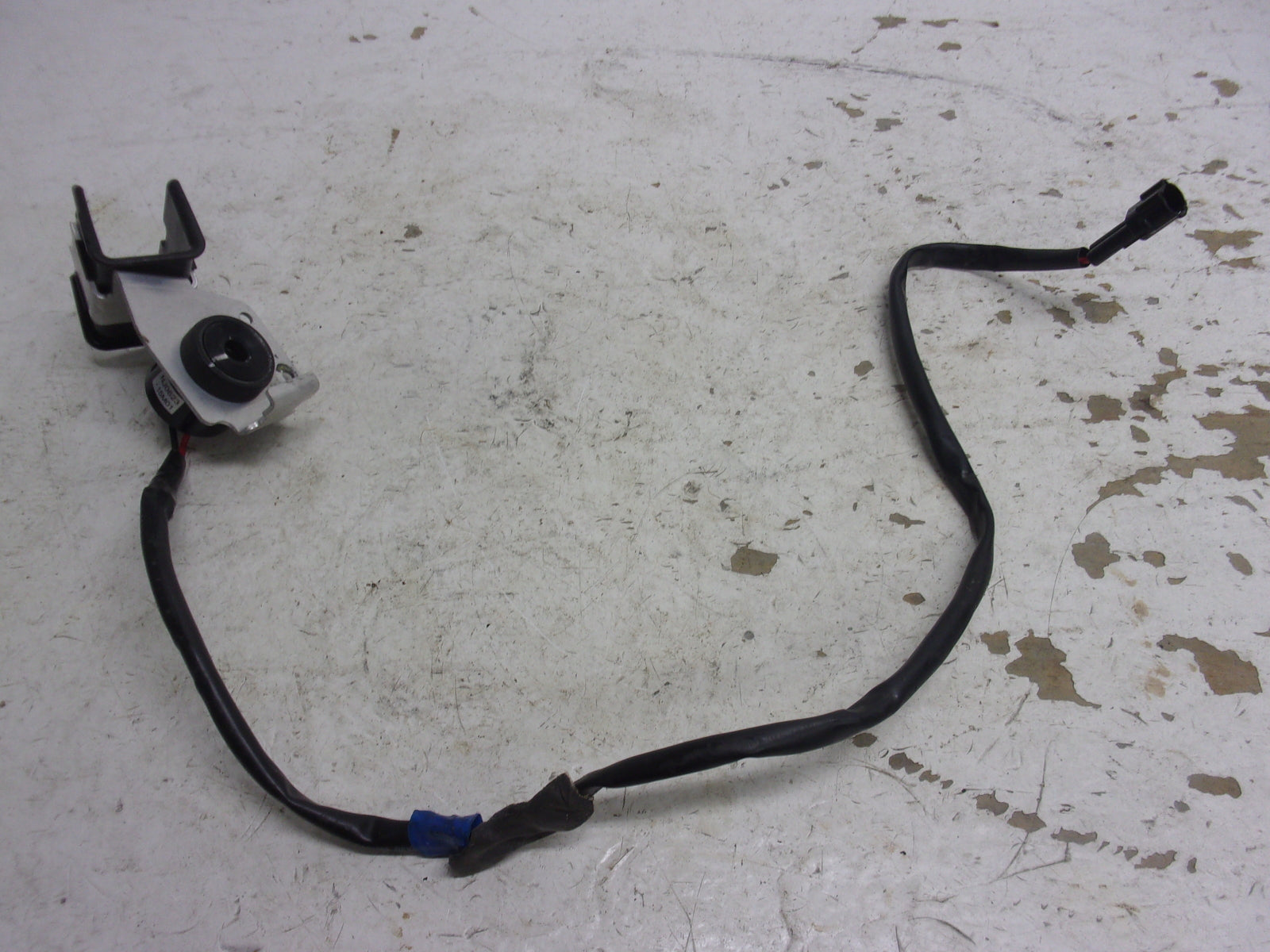Yamaha Waverunner 2005-2022 FX GP EX V1 VX OEM Buzzer + Bracket F1S-68341-00-00