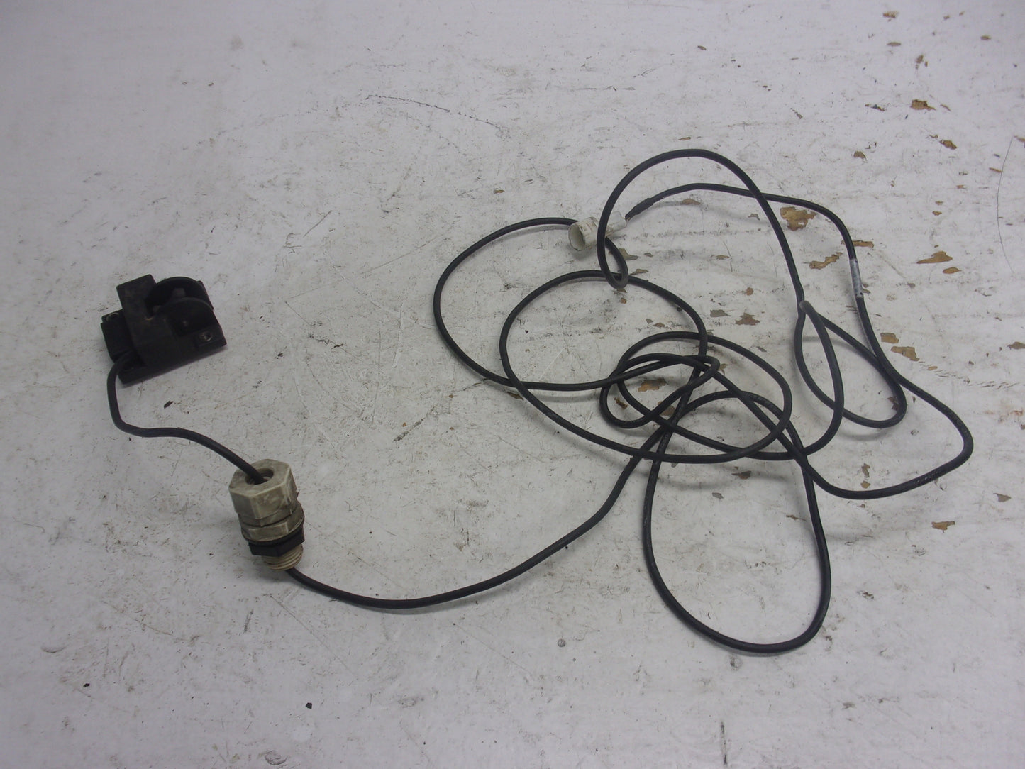 Yamaha 1995-1998 Wave Venture/Raider XL OEM Speed Sensor Part# GJ1-U8K31-01-00