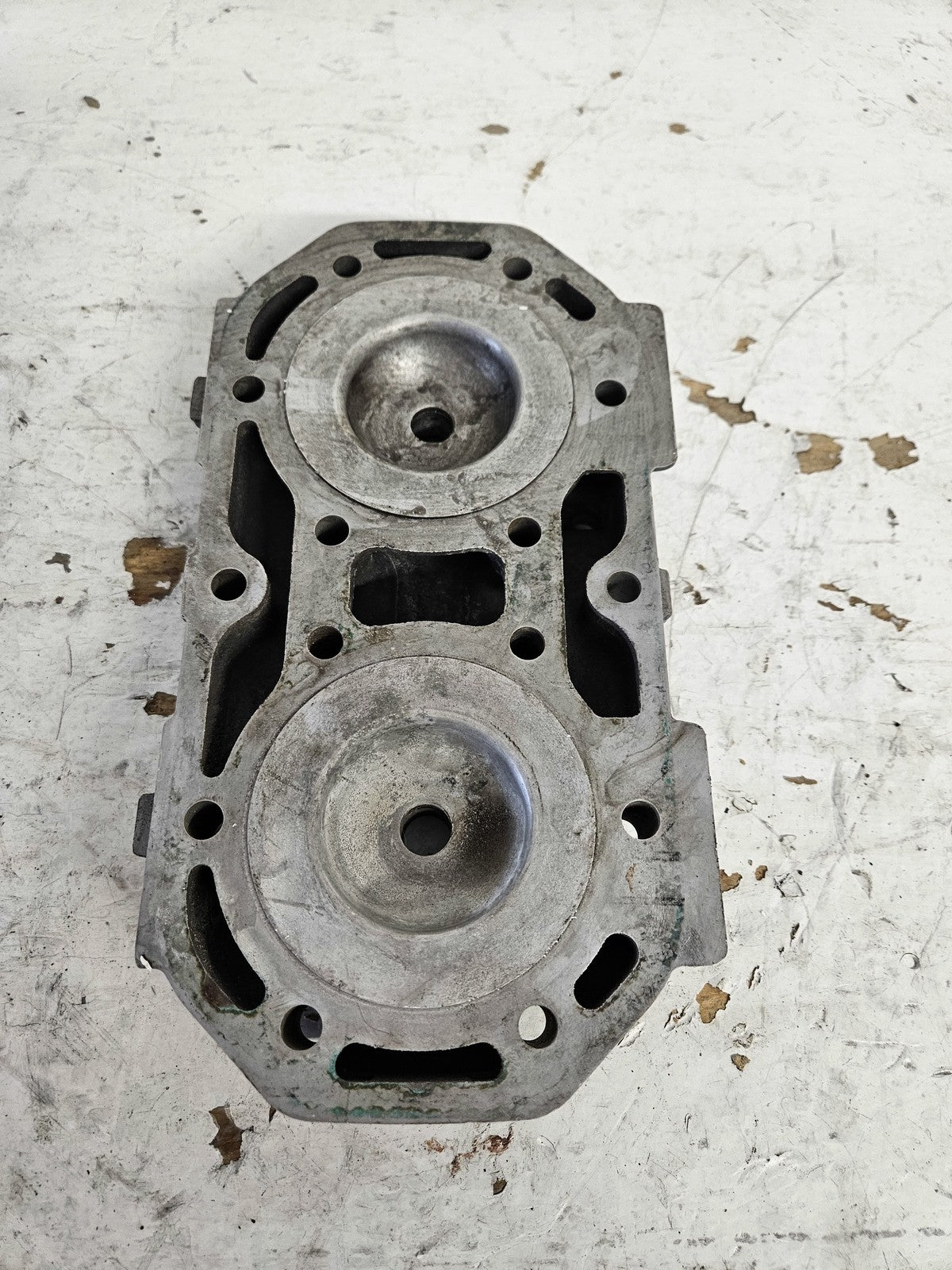 Kawasaki Jet Ski 1991-1995 650 Jet Mate X2 TS SC Silver Cylinder Head 11001-3716