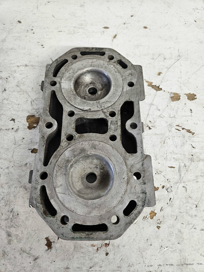 Kawasaki Jet Ski 1991-1995 650 Jet Mate X2 TS SC Silver Cylinder Head 11001-3716