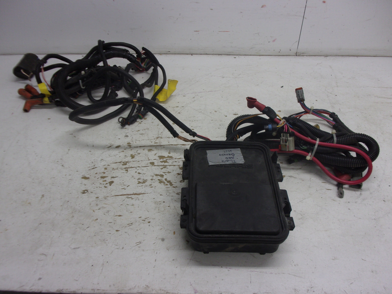 Polaris 2001 Genesis I-4Pass EFI Complete Electrical Box + Harness 4010379