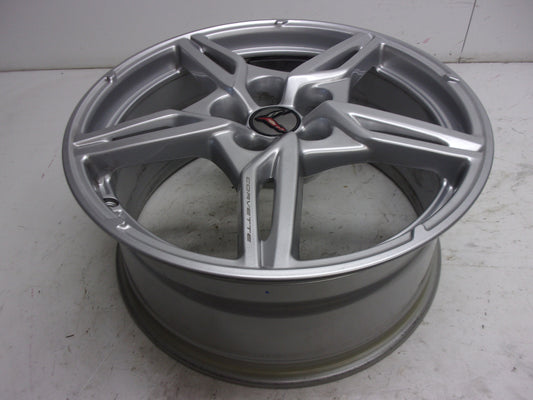 General Motors GM Corvette 19x8.5 " Silver Front Wheel Assembly #23404163
