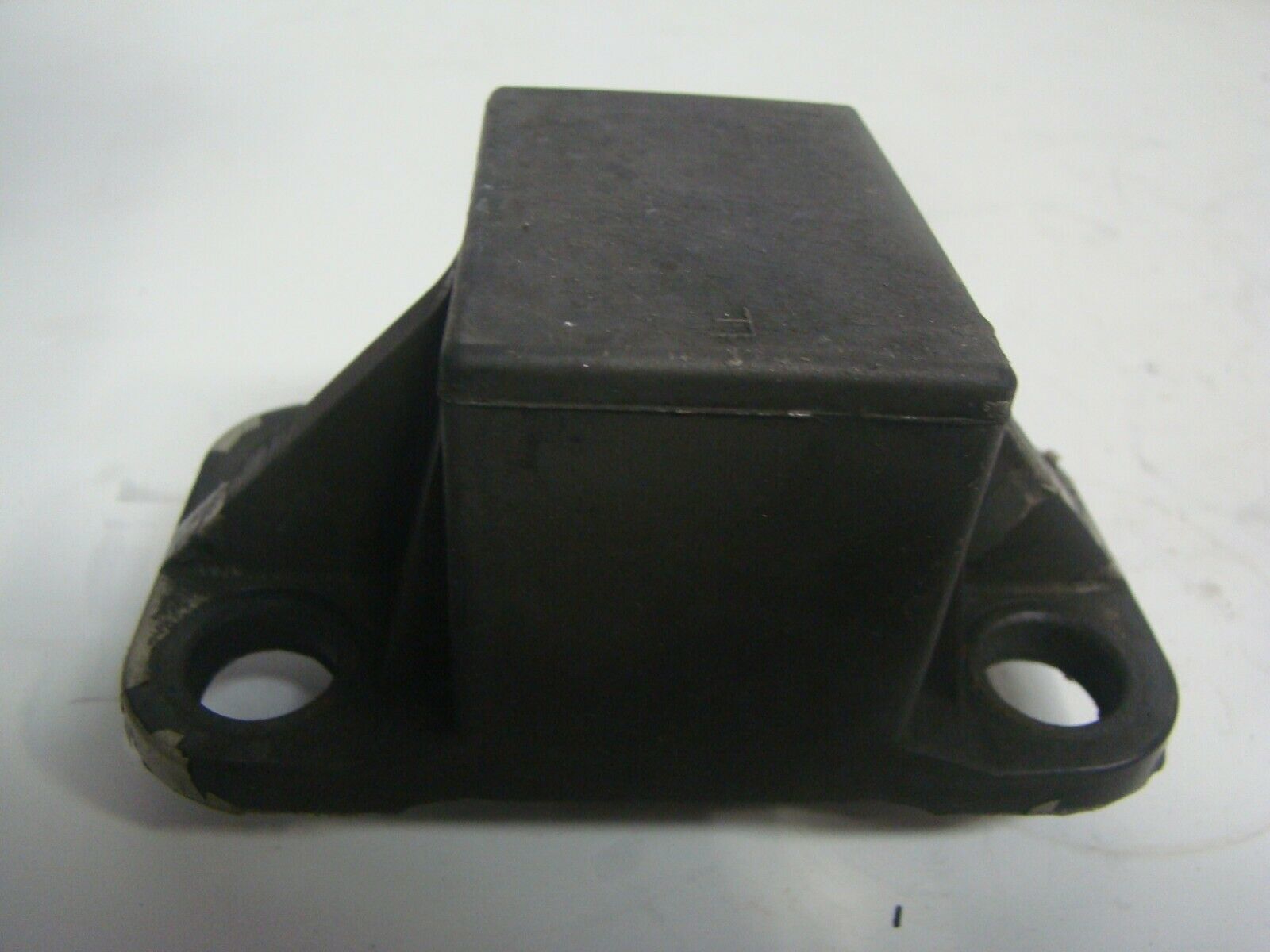 Yamaha 1999-2004 XL 700 WaveVenture 700 760 Upper Mount Stopper 63N-44532-01-00