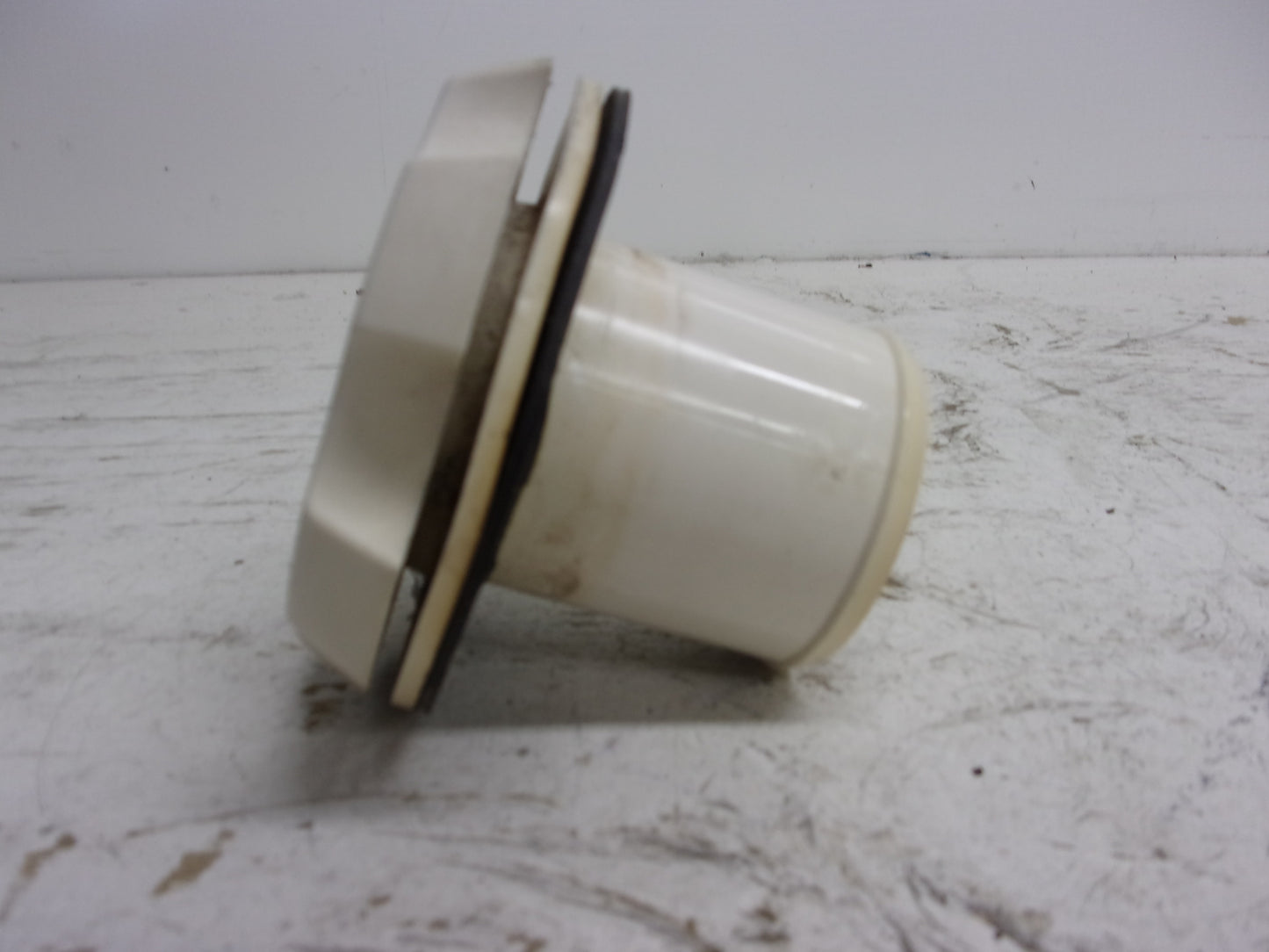 Yamaha Waverunner 1991 SuperJet WR3 OEM Fuel Cap + Neck # FV4-67831-30-00