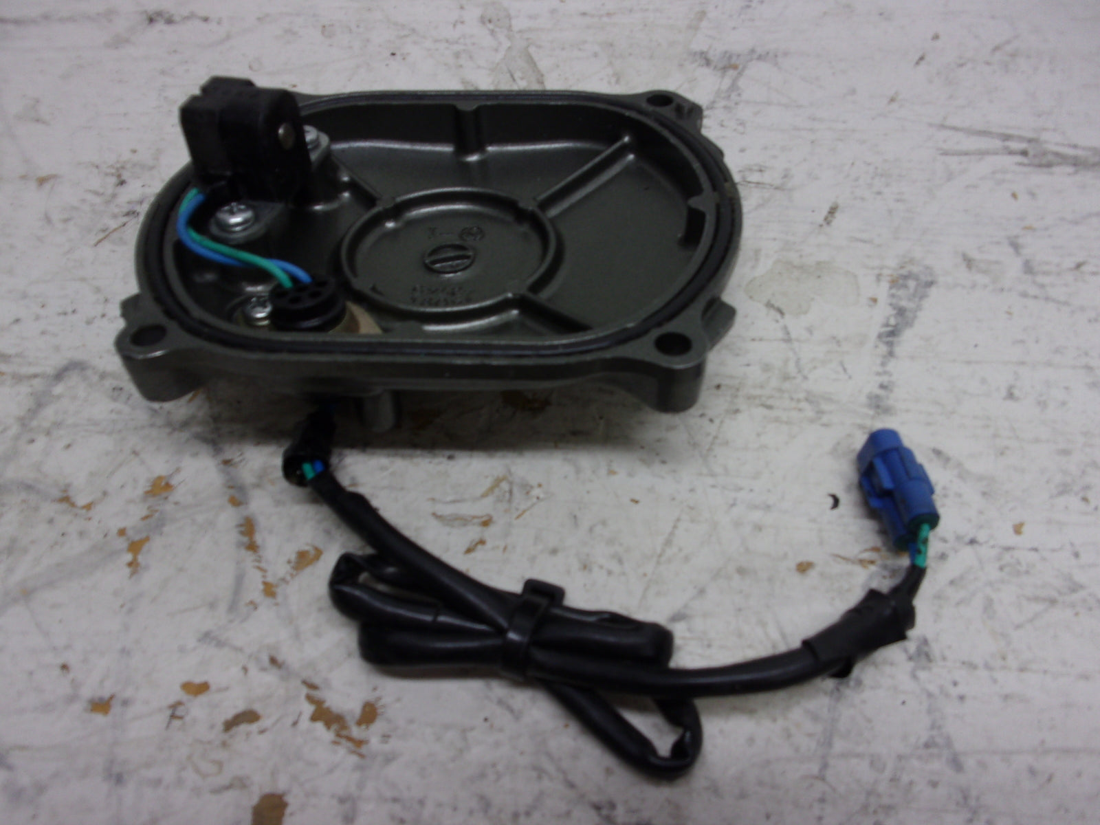 Kawasaki Jet Ski 2003 STX-12F OEM Pulse Cover & Pulsing Coil Part# 14091-3745