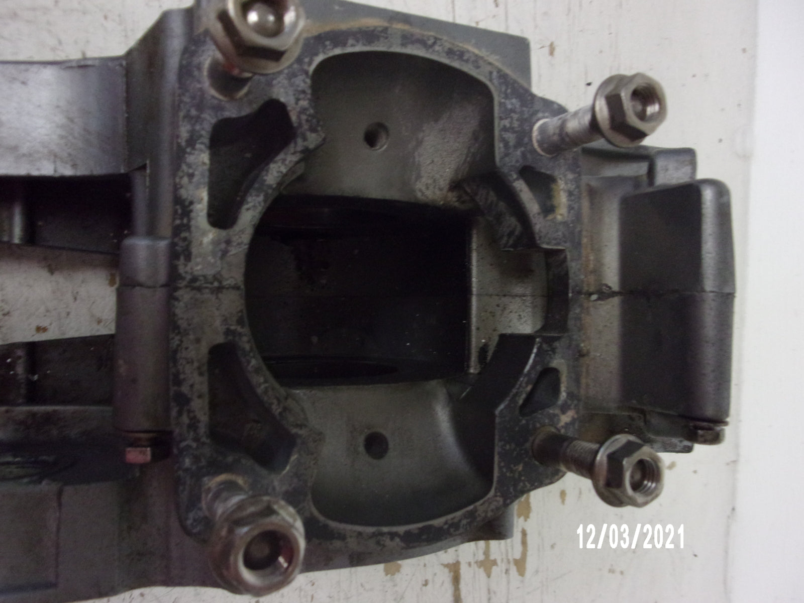 Kawasaki Jet Ski 1986-1990 JS300 300SX OEM Crankcase Assembly Part# 14001-5199
