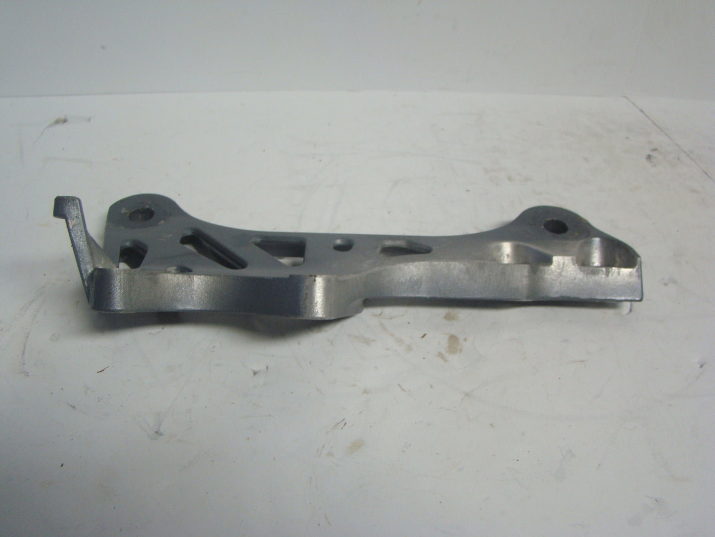 Yamaha Waverunner 2004 XL 700 Front Upper Engine Bracket Part# 6R7-21415-01-00