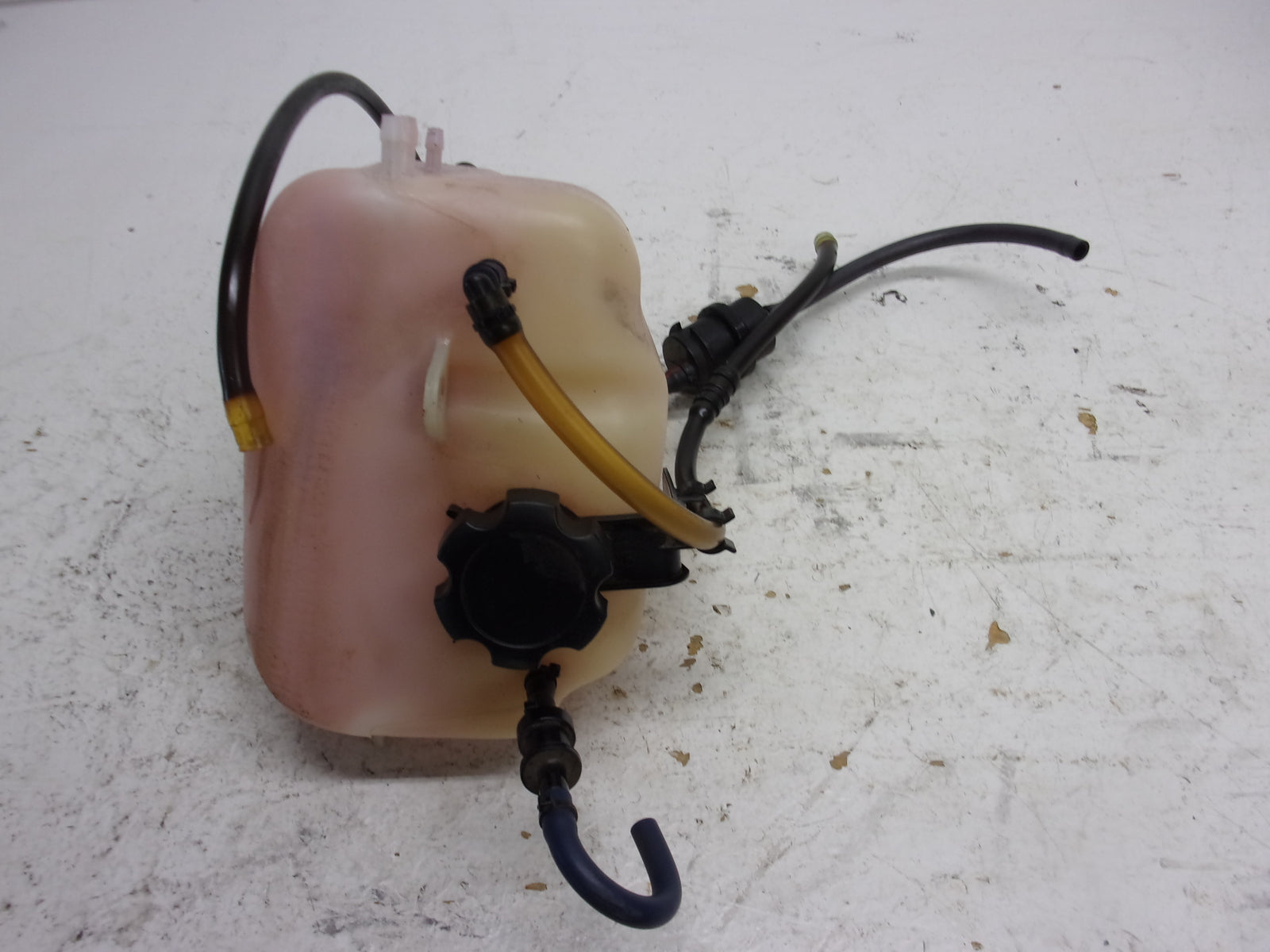 Yamaha WaveRunner 1993-1994 WaveBlaster 700 OEM Oil Tank Part# GA7-6775B-00-00