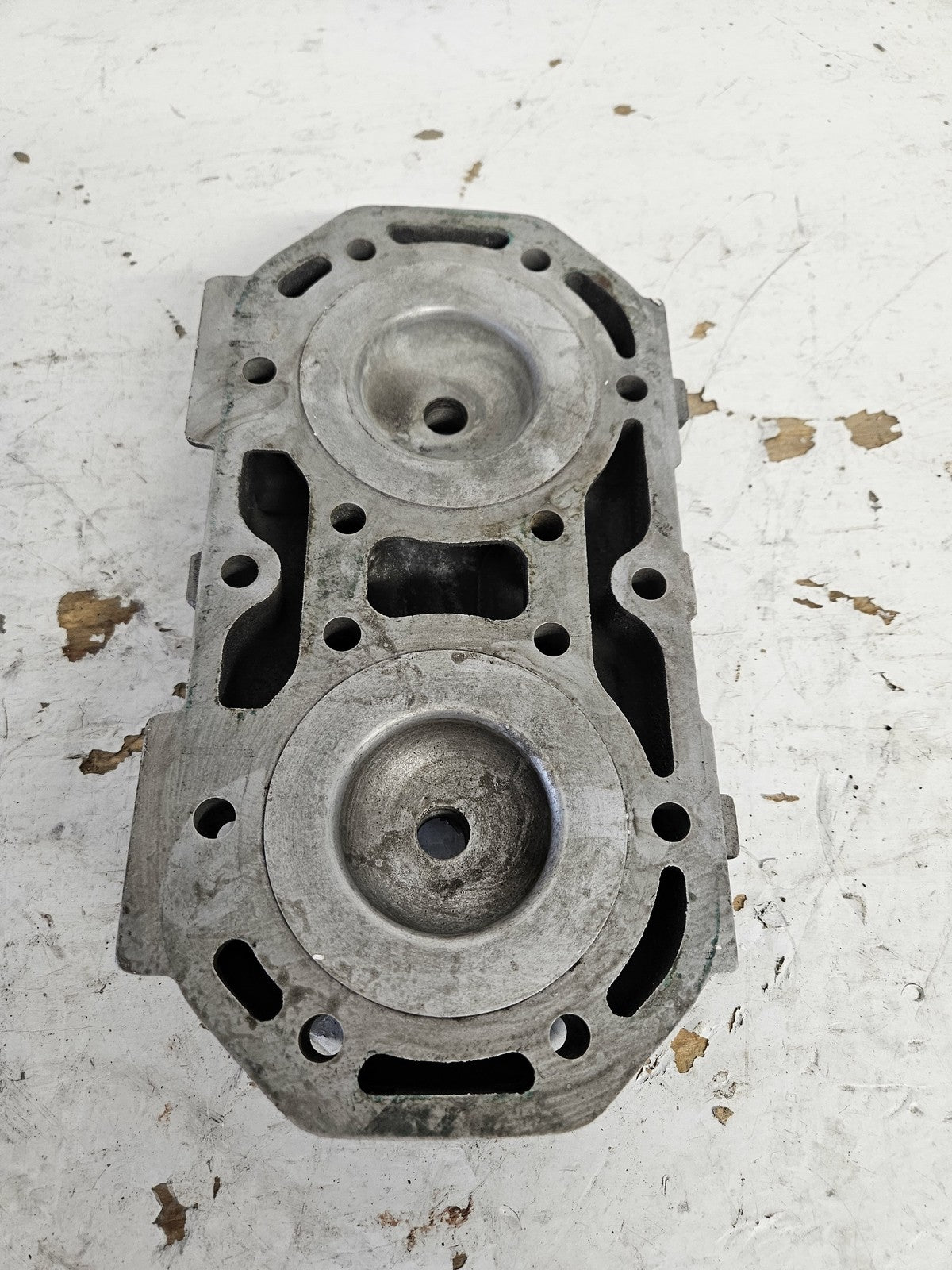 Kawasaki Jet Ski 1991-1995 650 Jet Mate X2 TS SC Silver Cylinder Head 11001-3716