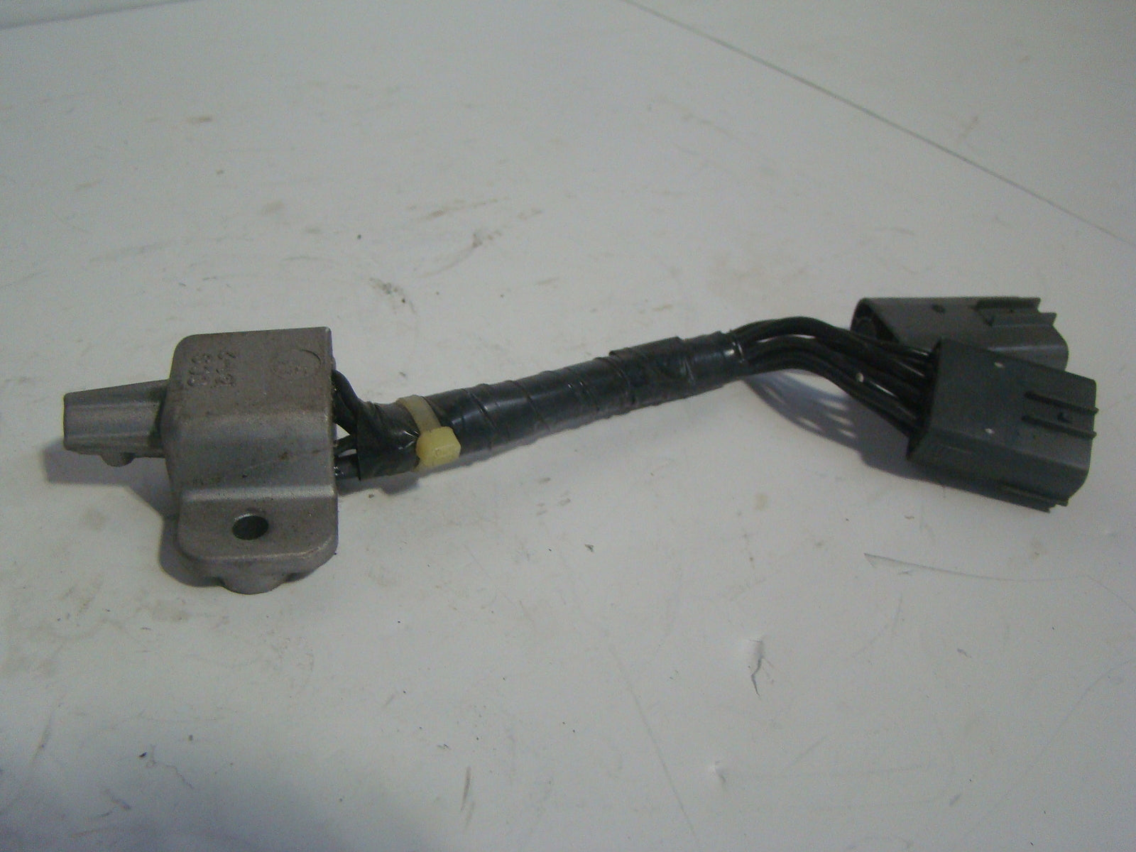 Yamaha Waverunner 12-2016 FX VXS VXS FZS FZR Earth Plate Sensor 6CS-8273J-00-00