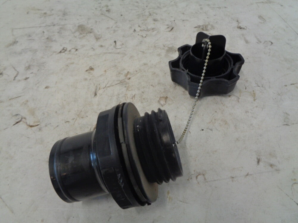 Kawasaki Jet Ski 1999-2005 Ultra 130/150 OEM Fuel Neck + Fuel Cap # 59231-3723