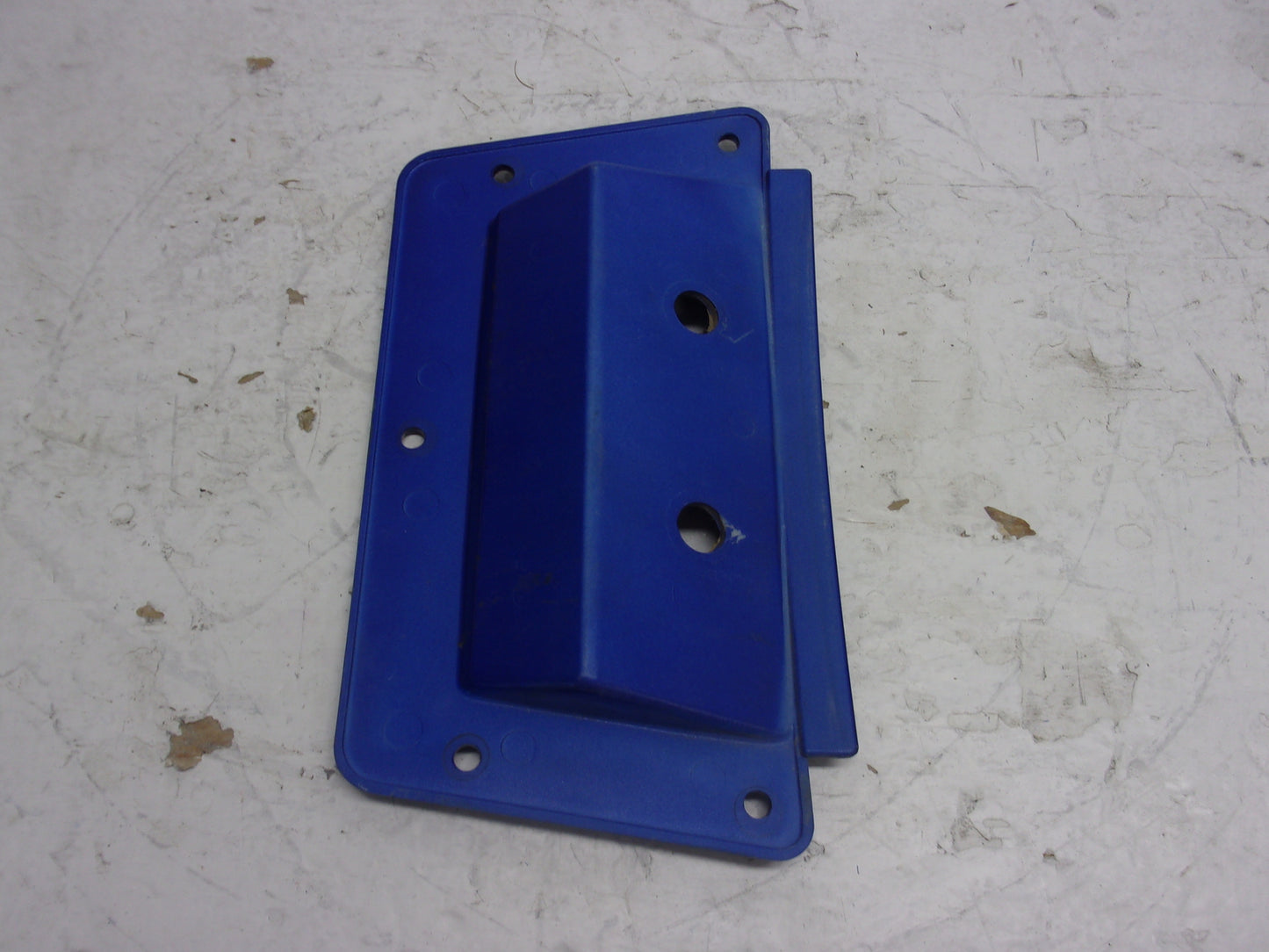 Kawasaki Jet Ski 1989-1990 TS OEM Blue Choke Cover Part# 14024-3757-8Z