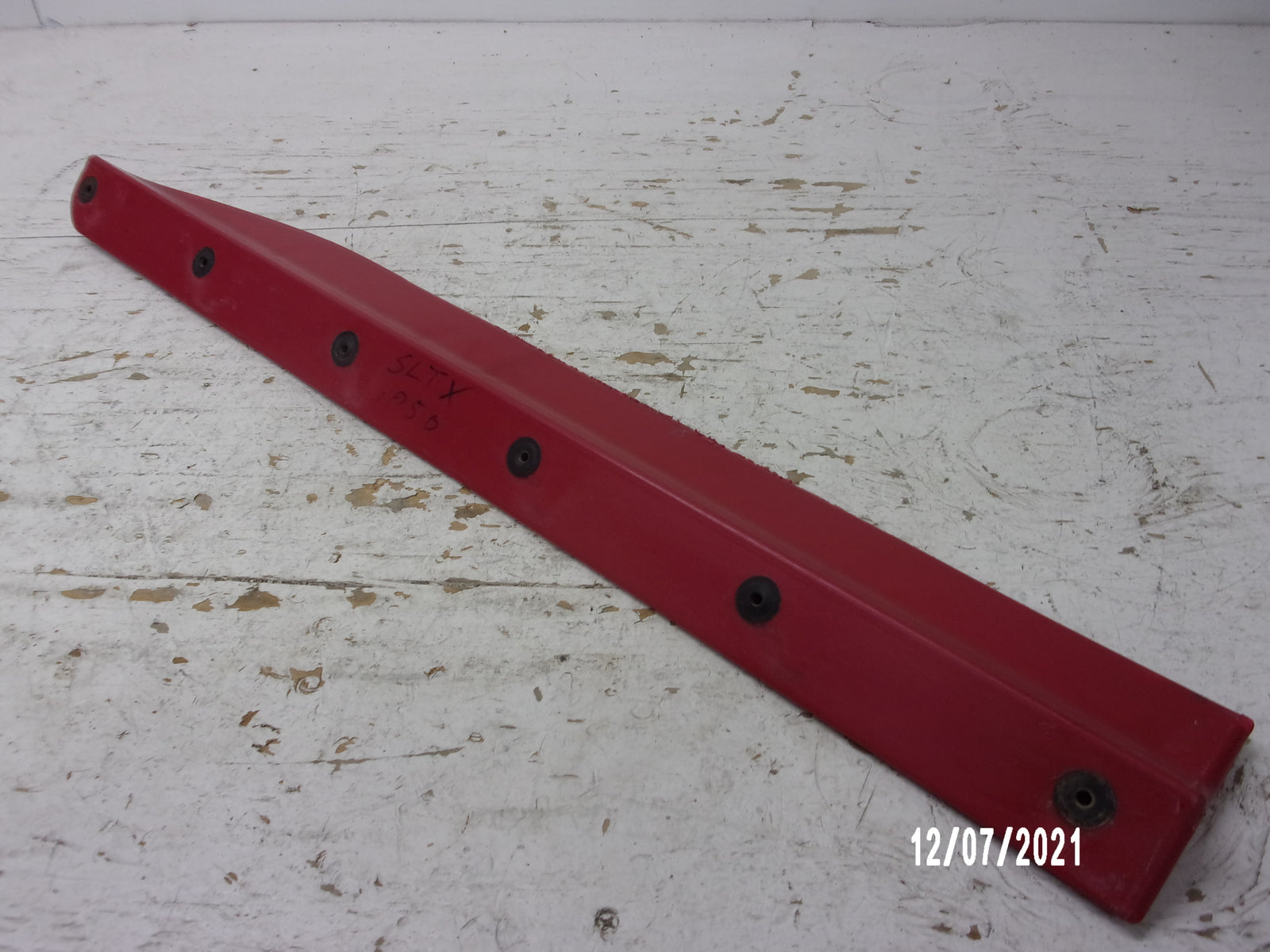 Polaris PWC Watercraft 1999 SLTX 1050 OEM Red Right Sponson Part# 5432275-294