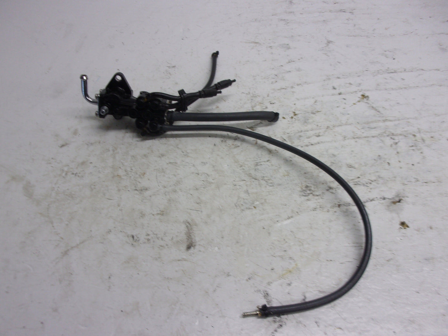 Yamaha PWC 1996-1997 WaveVenture 1100 OEM Oil Injection Pump # 64T-13200-00-00