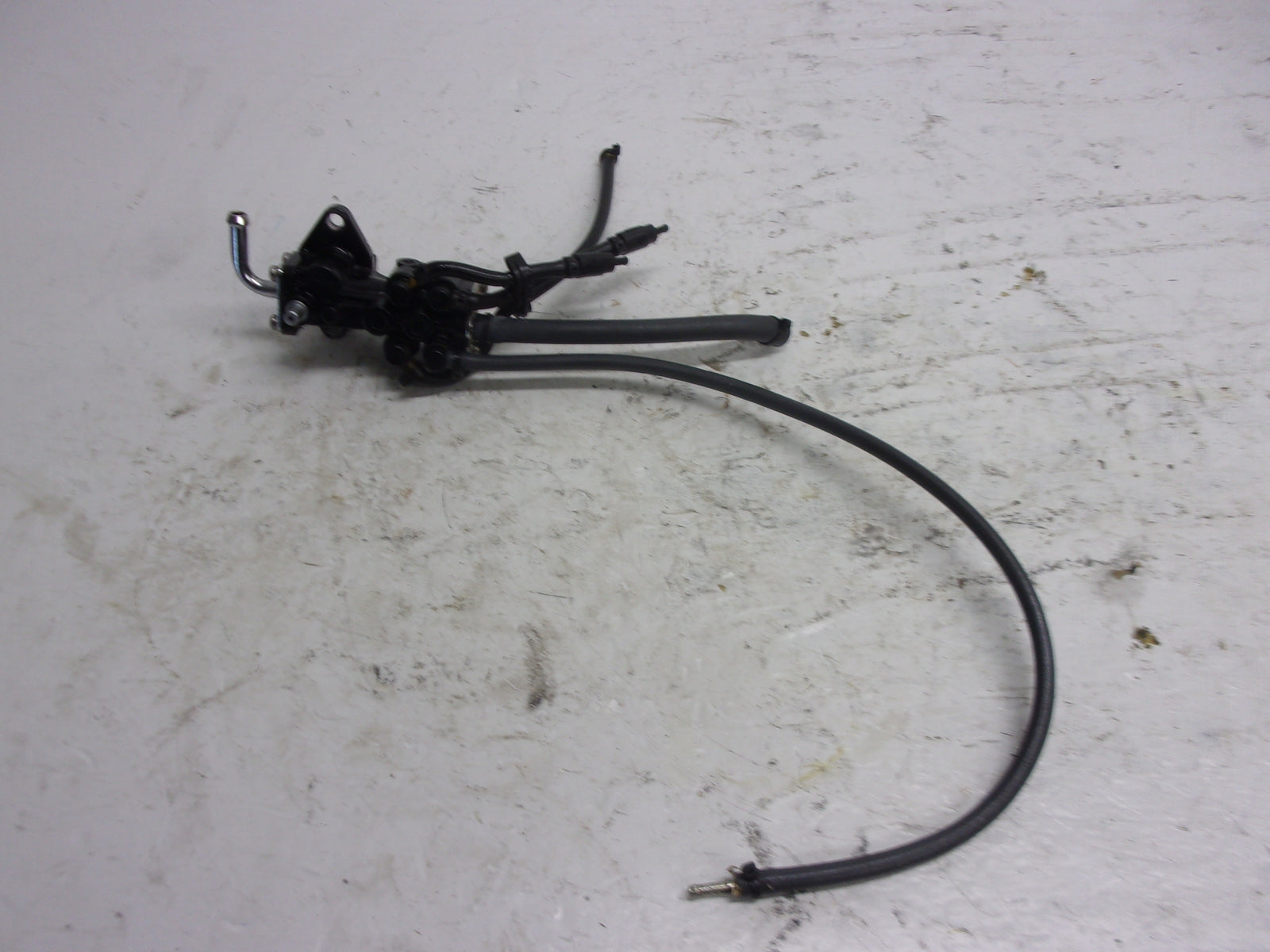 Yamaha PWC 1996-1997 WaveVenture 1100 OEM Oil Injection Pump # 64T-13200-00-00