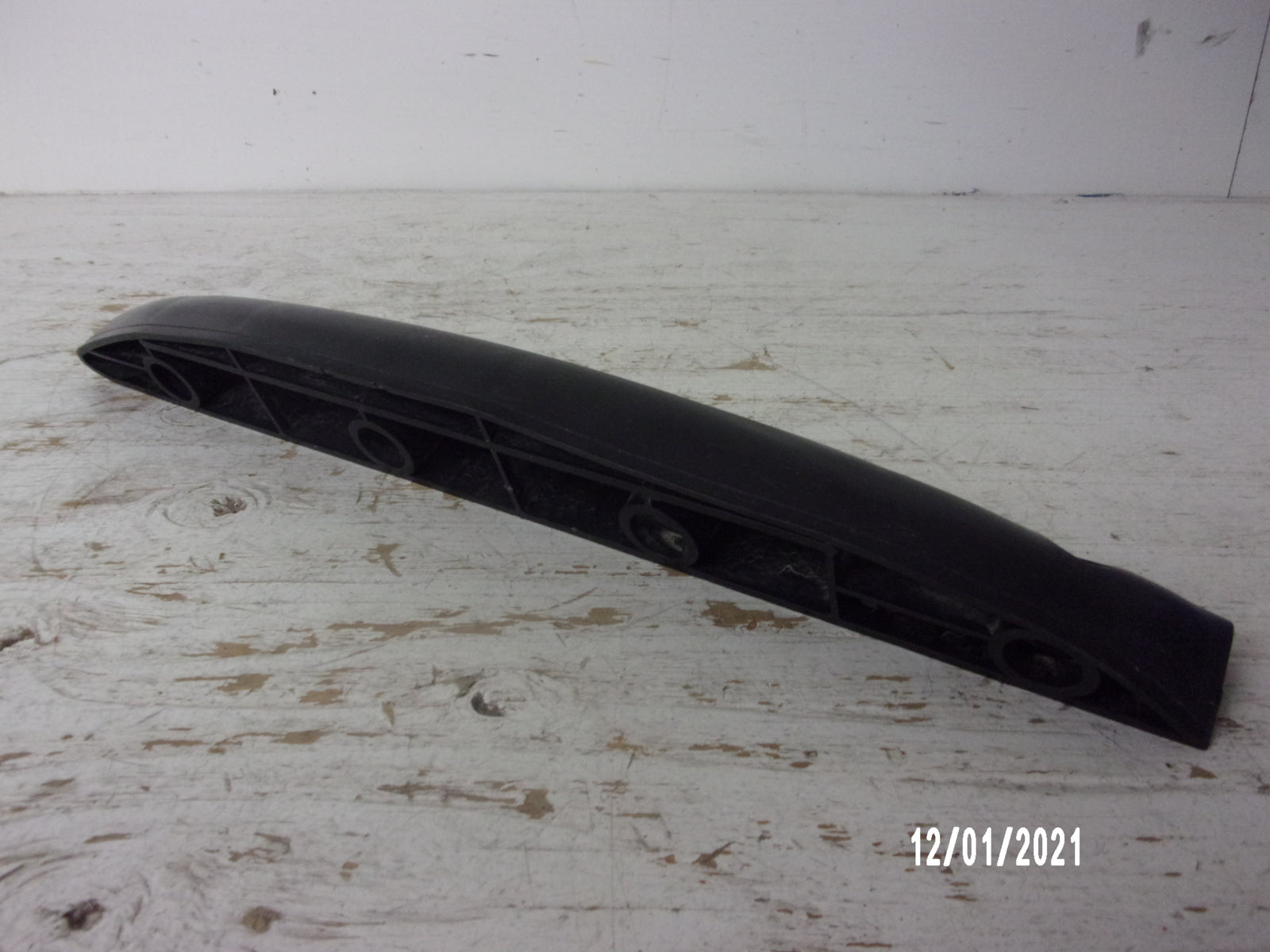 Yamaha WaveRunner 2000 XL 800/1200 OEM Black Right Sponson F0D-U883P-01-00