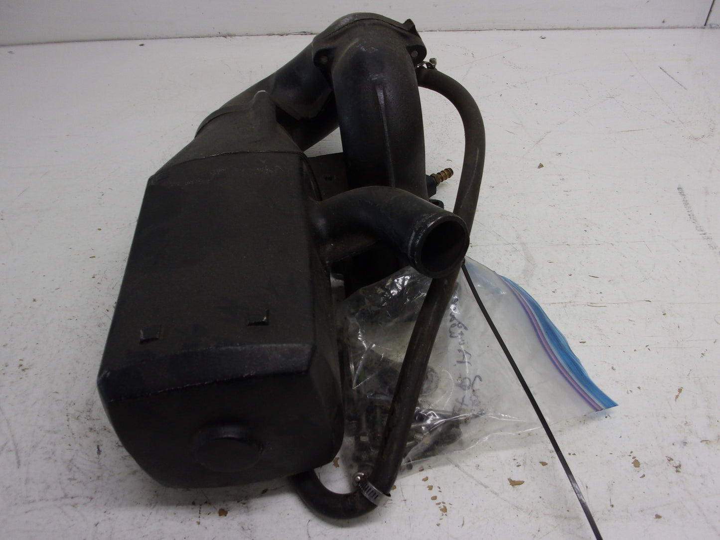 Kawasaki Jet Ski 1991-1995 550SX OEM Complete Muffler Assembly Part# 49070-3715