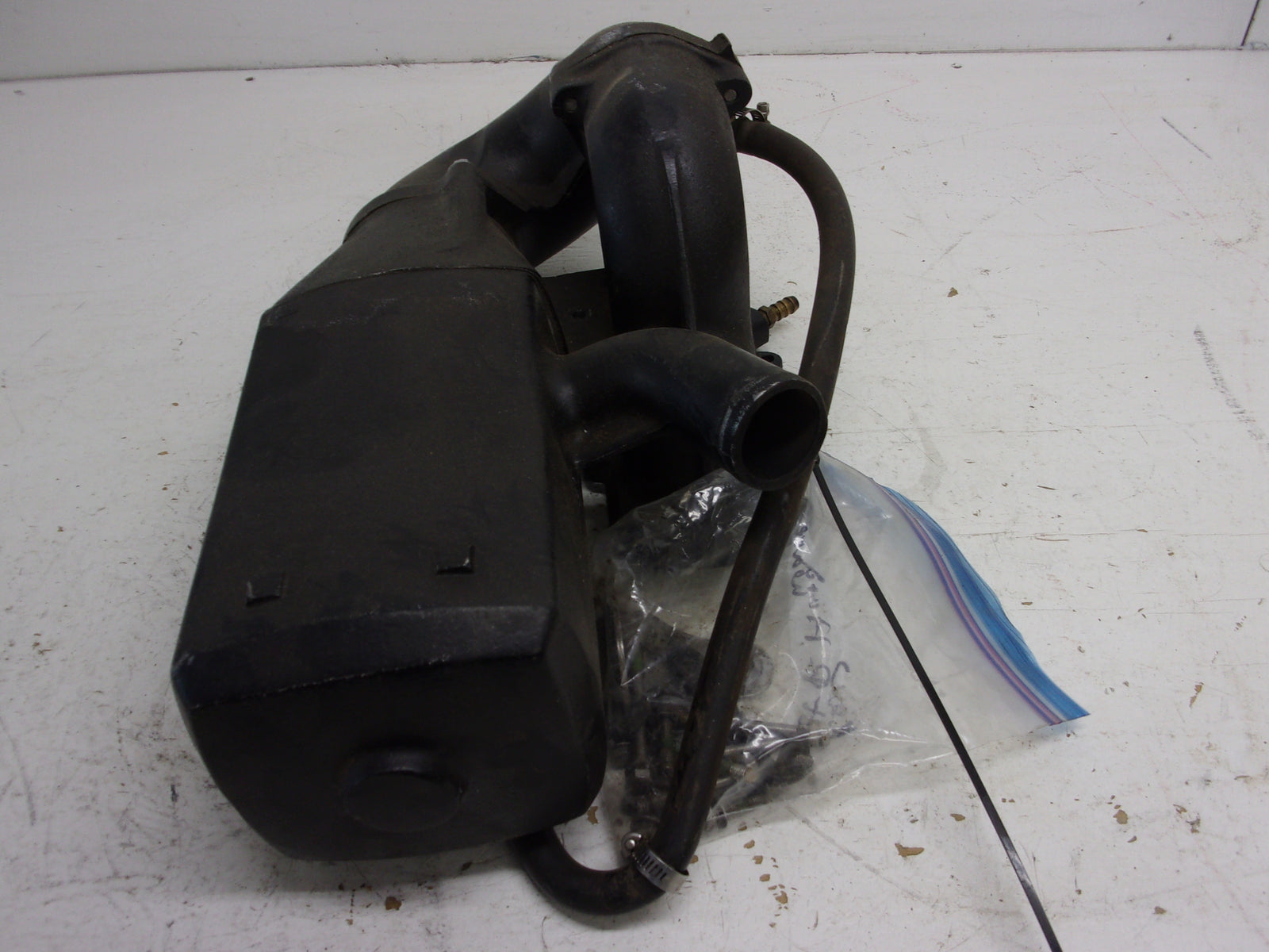 Kawasaki Jet Ski 1991-1995 550SX OEM Complete Muffler Assembly Part# 49070-3715