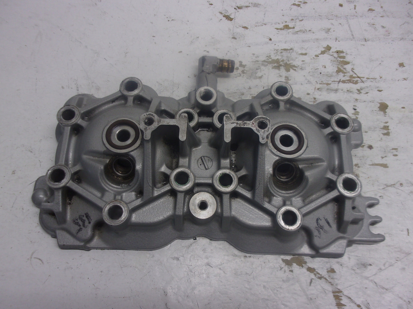 Sea Doo Bombardier PWC 2000-2002 GTX RX DI OEM Silver Cylinder Head # 290923586