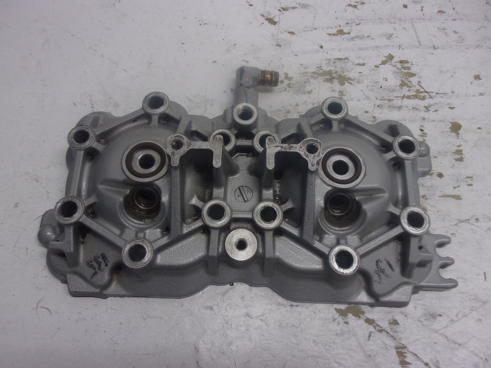 Sea Doo Bombardier PWC 2000-2002 GTX RX DI OEM Silver Cylinder Head # 290923586