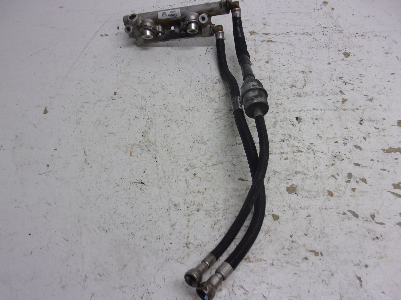 Polaris Snowmobile 2011-2014 RMK Rush Indy Switchback Complete Fuel Rail 2521143