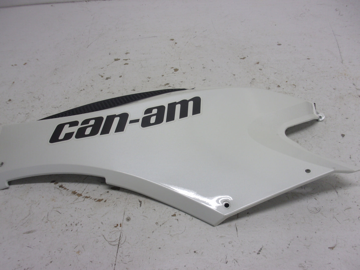 Can-Am Roadster 2012-2013 Spyder ST RS OEM White Left Upper Side Panel 705006259