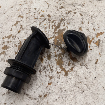 Sea Doo Bombardier 1995-2004 HX XP OEM Fuel Filler Neck + Cap Part# 275500229