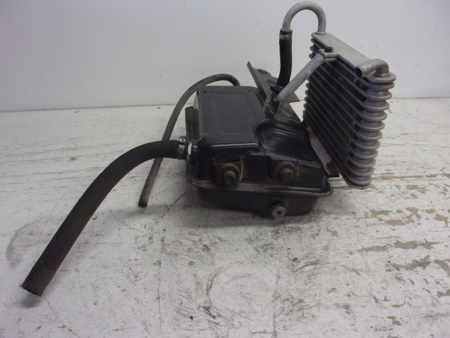 Can-Am Roadster 2013-2014 Spyder ST RS RT OEM Oil Tank + Radiator # 519000293