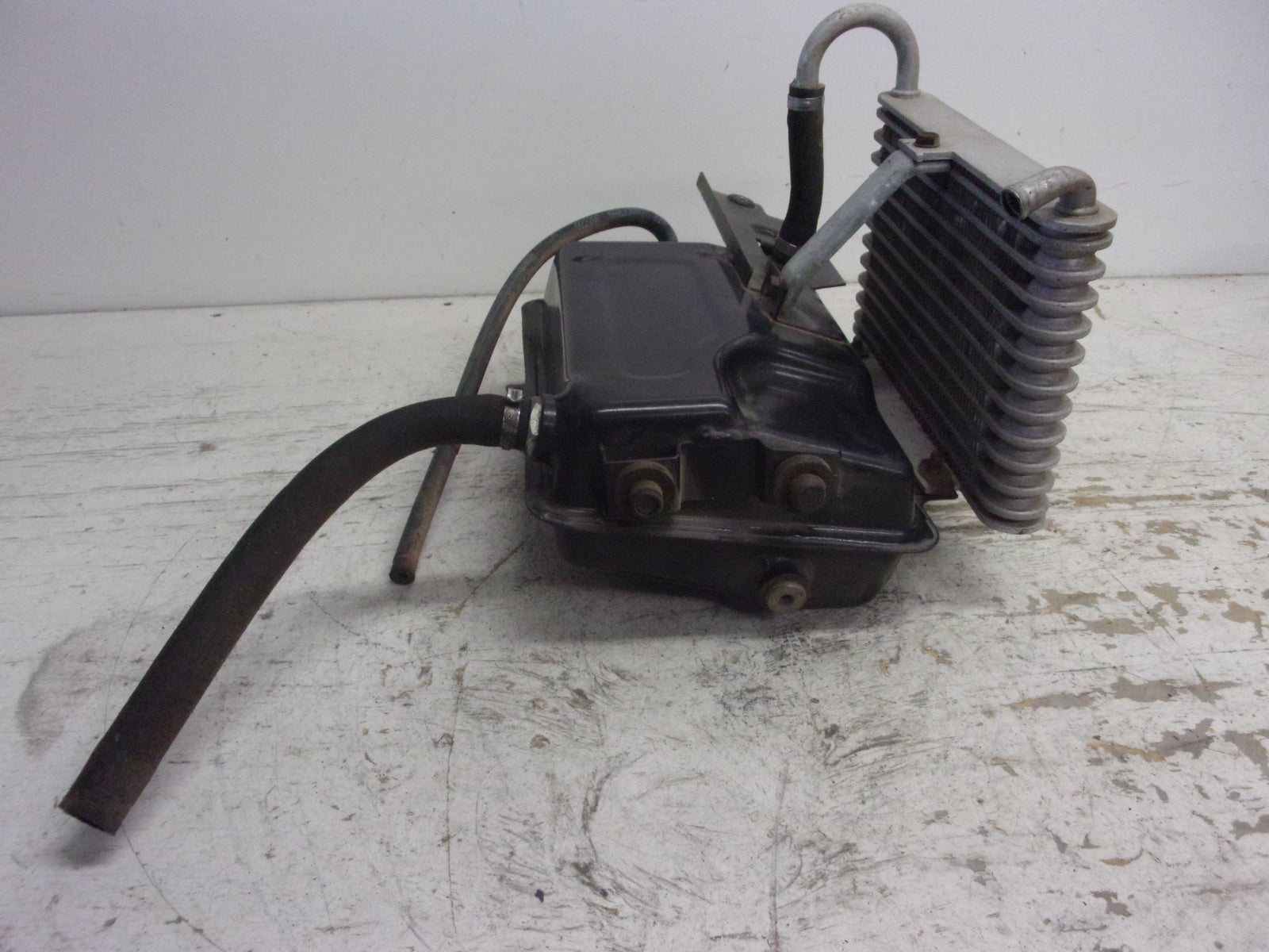 Can-Am Roadster 2013-2014 Spyder ST RS RT OEM Oil Tank + Radiator # 519000293