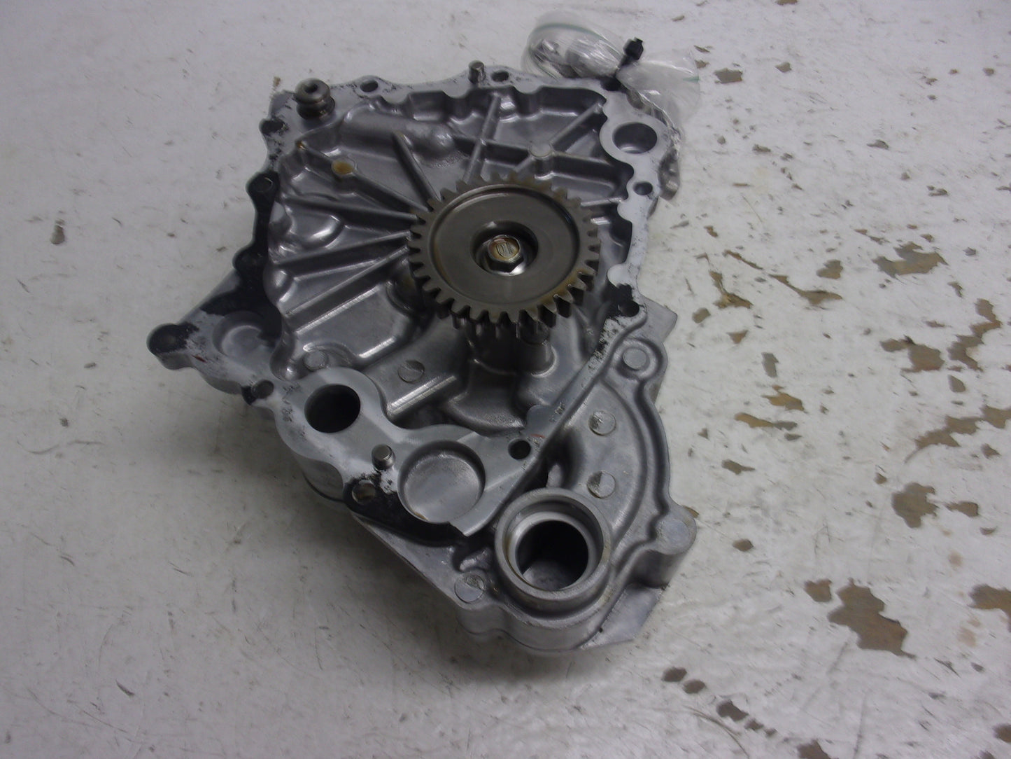 Yamaha Waverunner 2012 FX FZR FZS Oil Pump Housing Assembly Part 6S5-13300-20-00